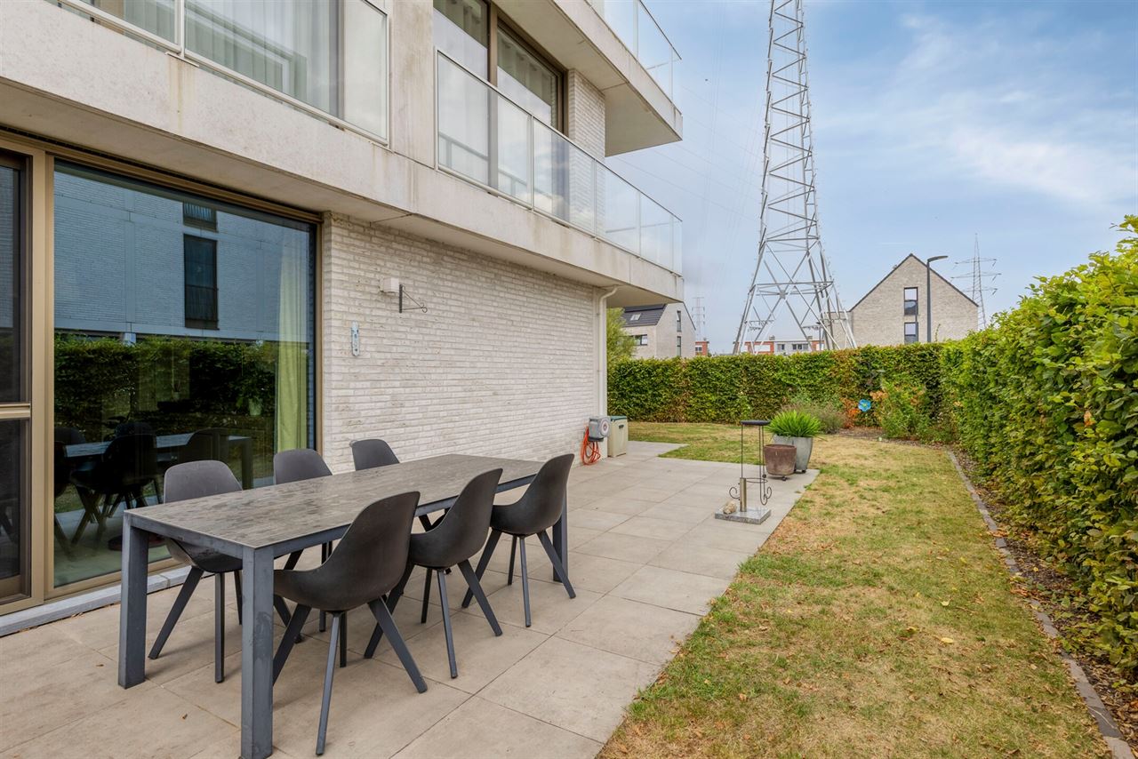 Ruim gelijkvloers appartement van 104 m² met tuin en 3 slpk!