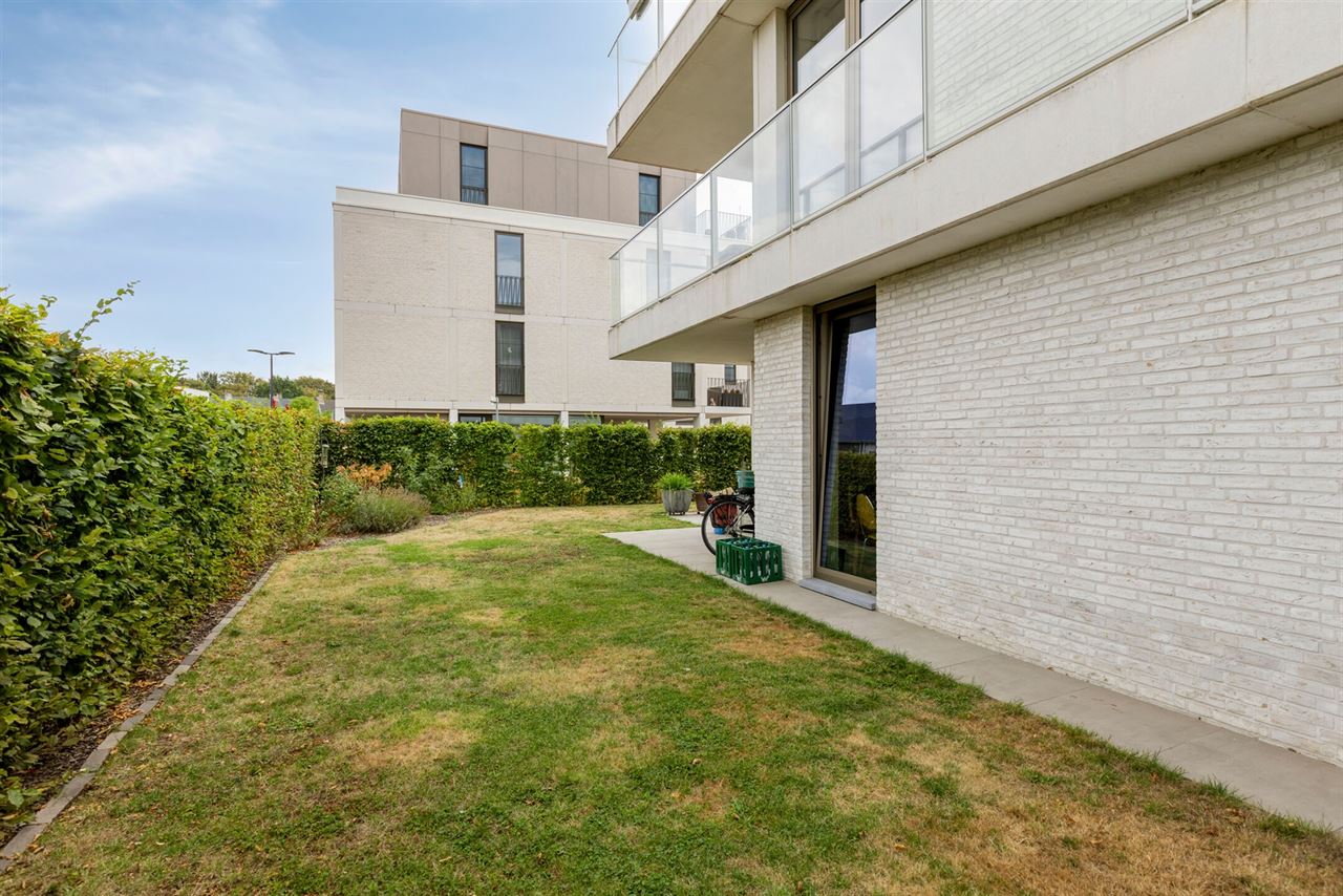 Ruim gelijkvloers appartement van 104 m² met tuin en 3 slpk!