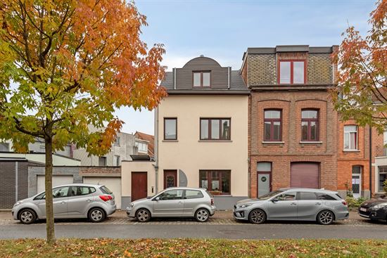 Instapklare woning met 3 slpk's en zonnig terras van 33 m²!