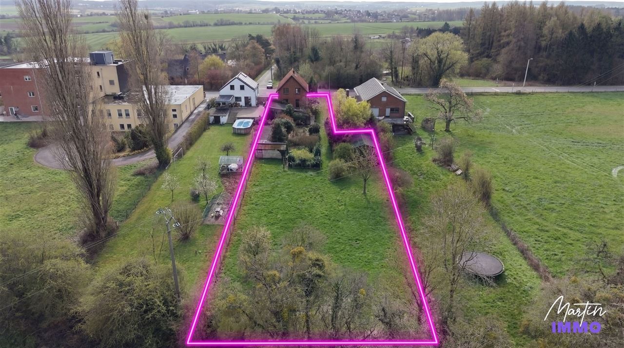 Villa avec magnifique terrain !