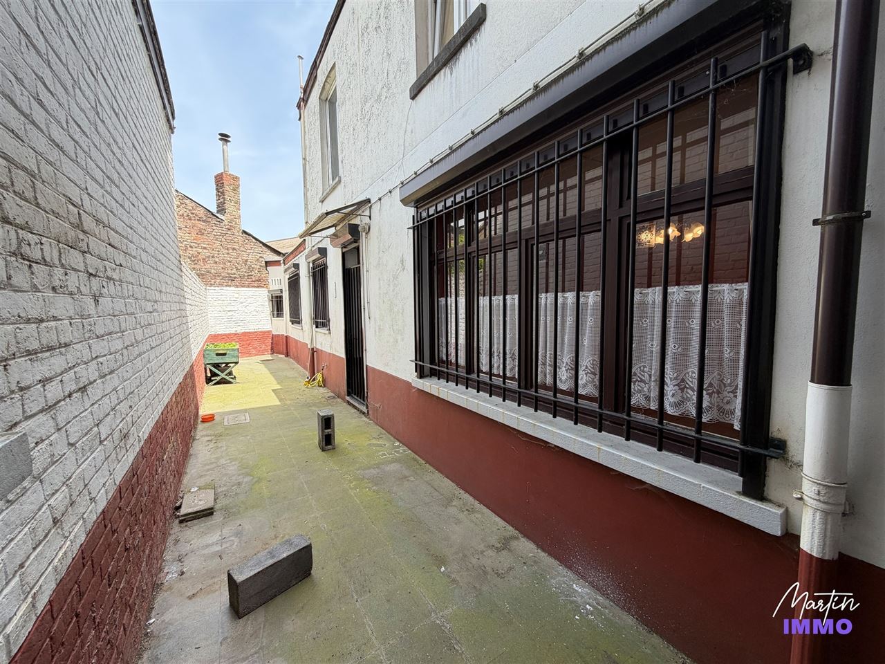 Appartement RDC avec cour !