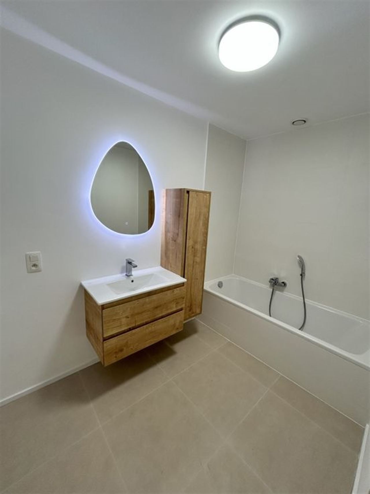 Appartement 3 chambres avec magnifique terrasse ! PEB A+