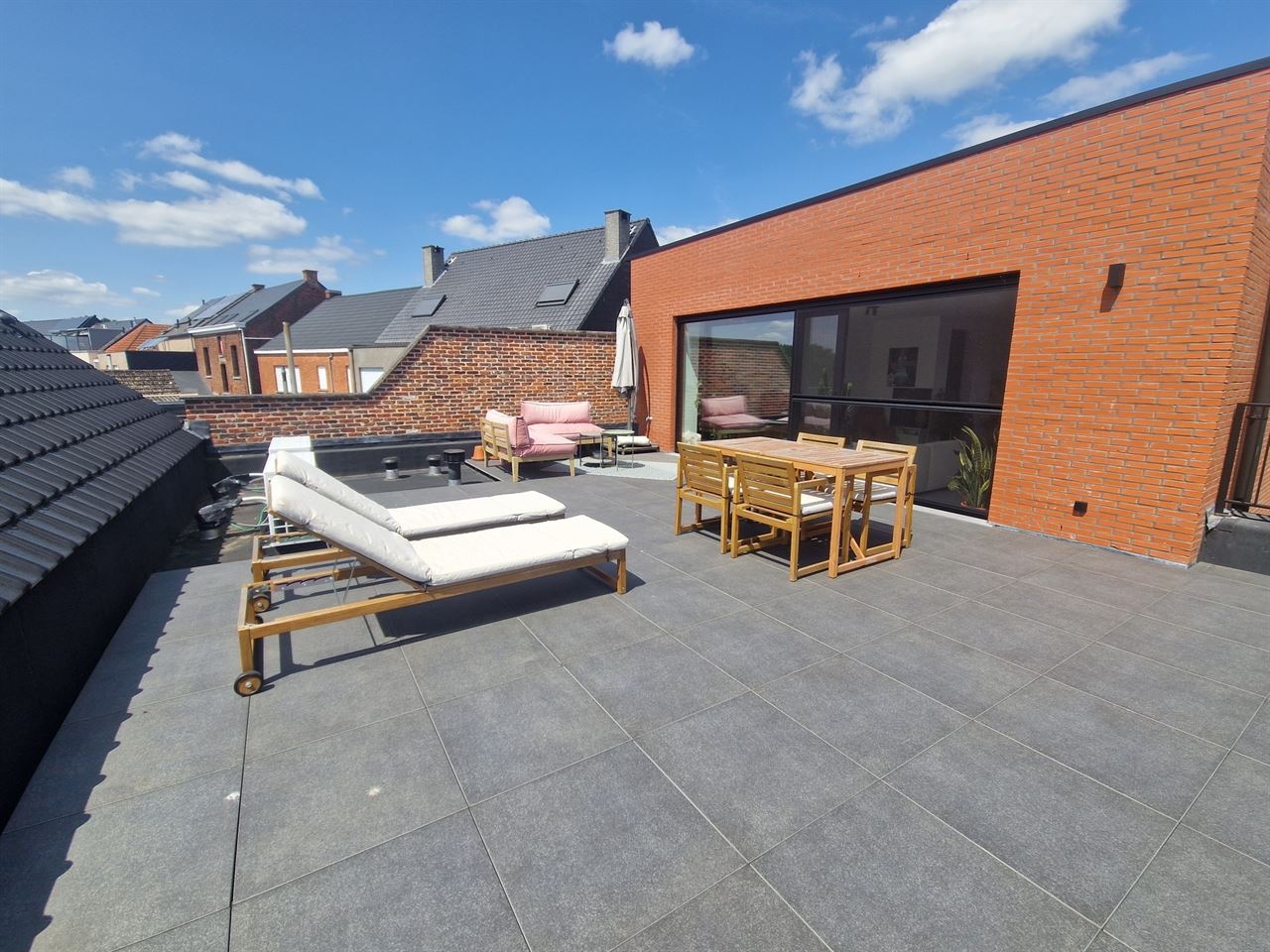 Nieuwbouw appartement, 1 slpk, geweldig zuidgericht terras 50m², garagebox