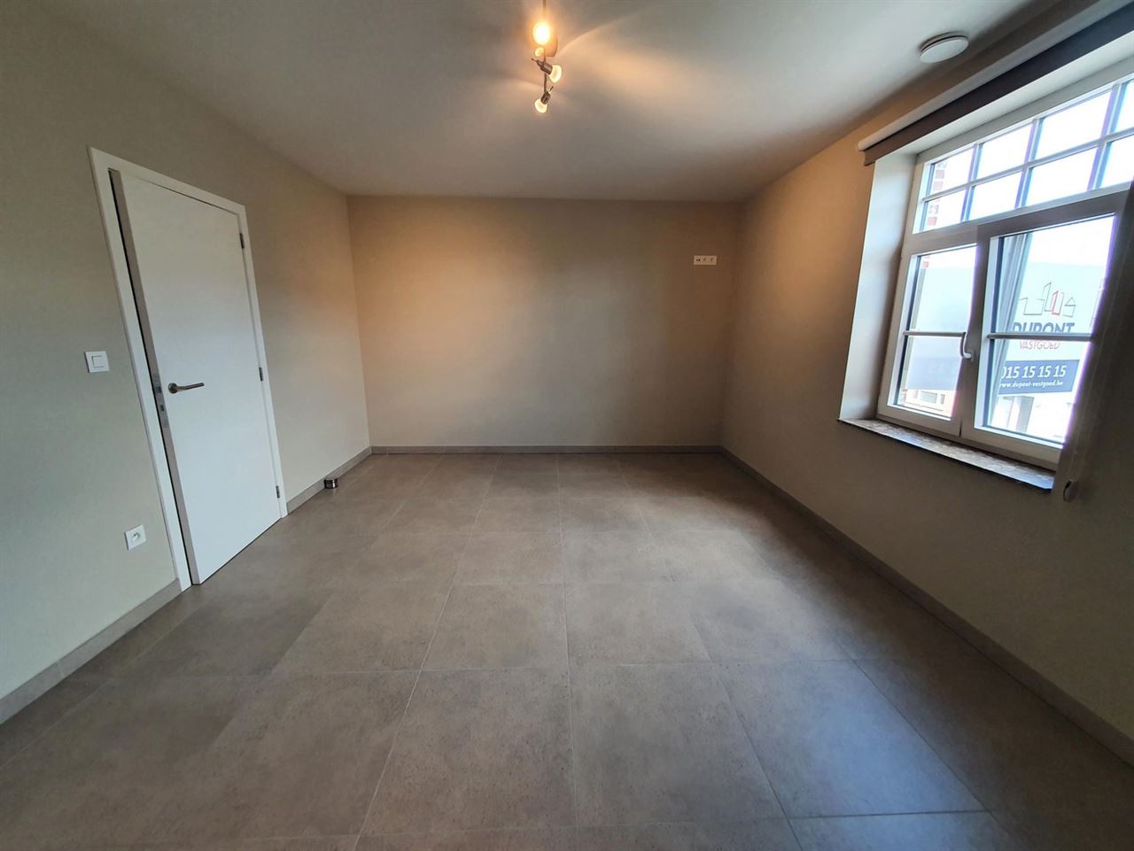 Ruim Appartement 2 Slpk met Groot Terras 20m² + Garagebox