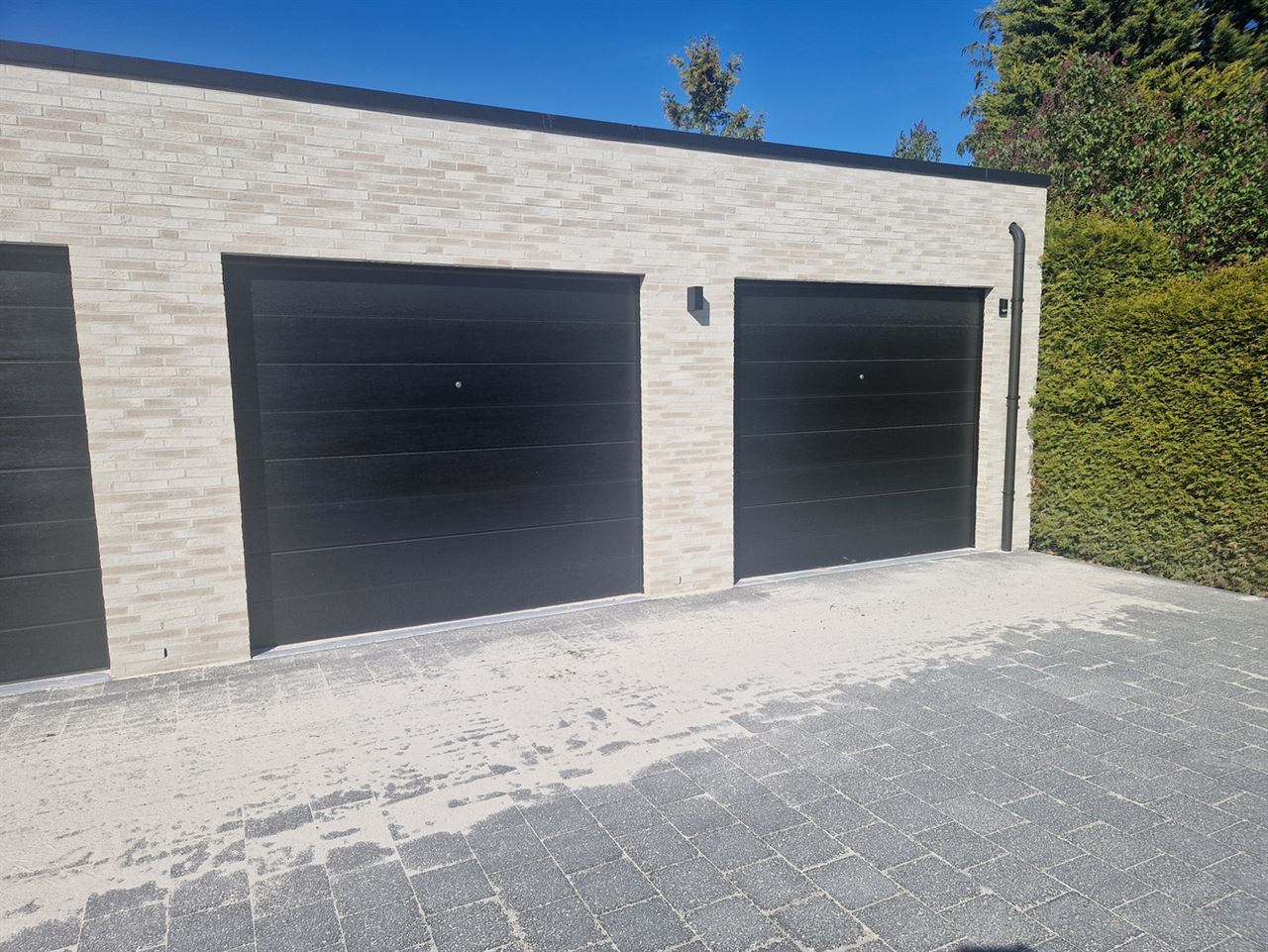 Rustig Gelegen Nieuwbouw Woning 3 Slpk + Garage(s)