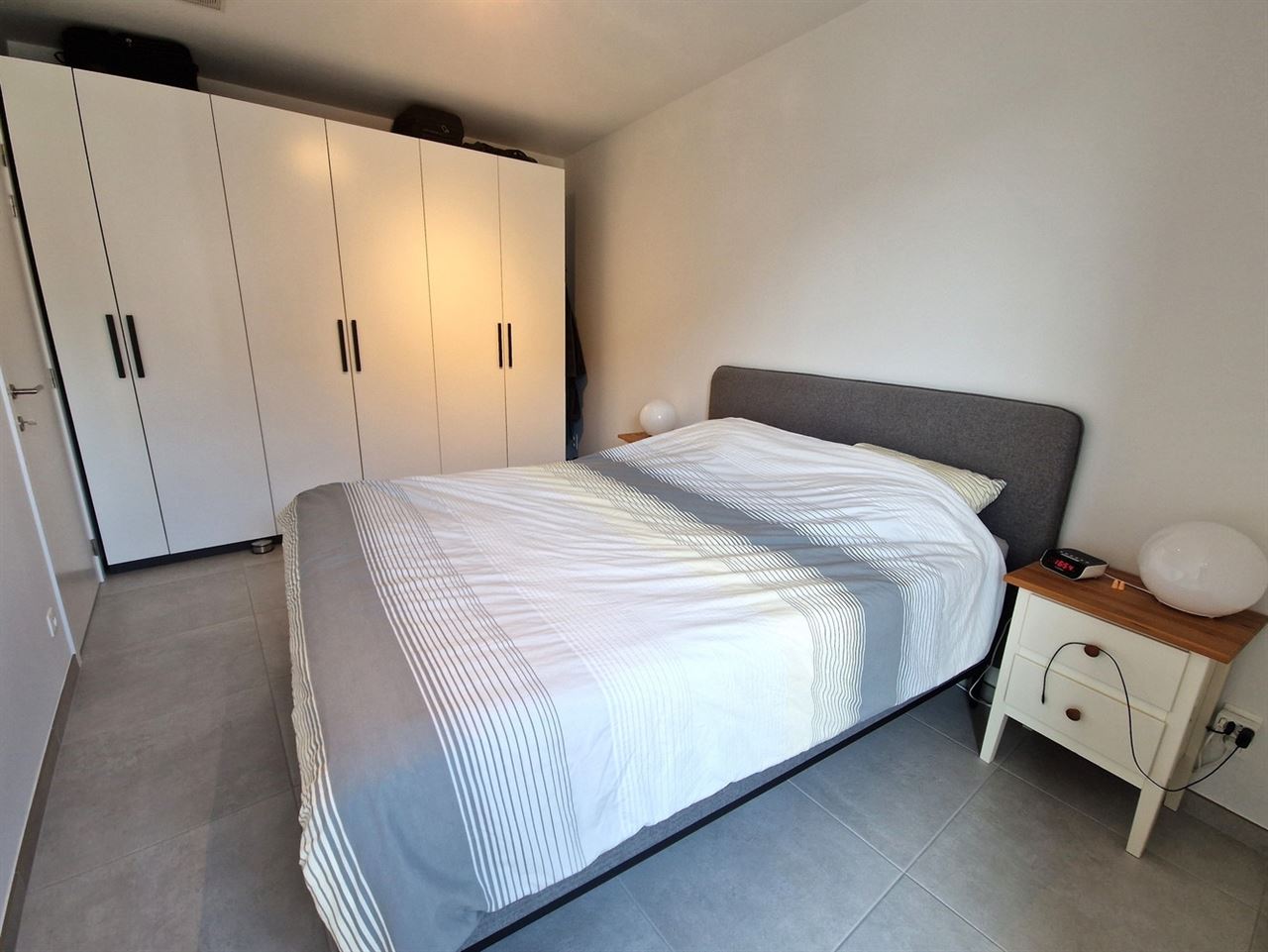 Recent BEN Appartement, 2 slpk, terras, garagebox.
