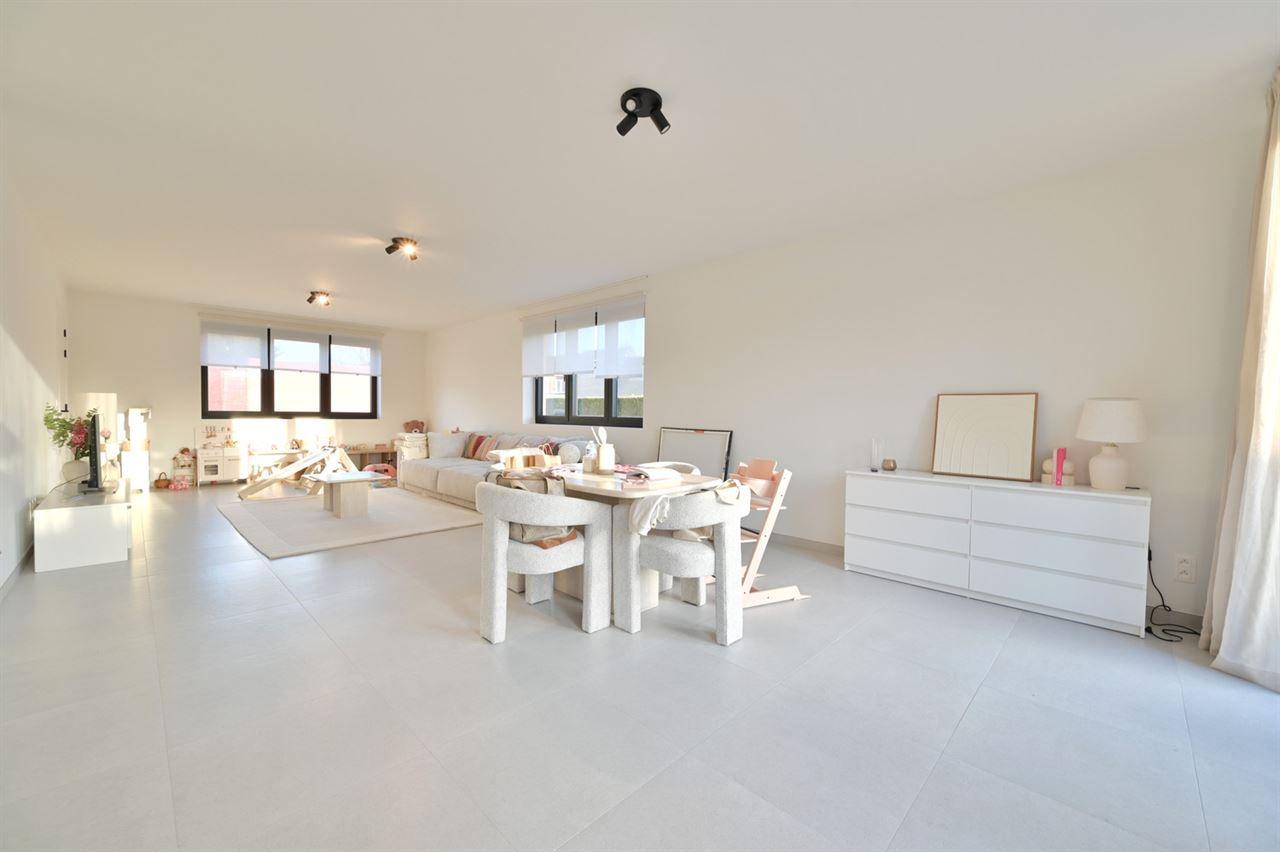 Rustig Gelegen Nieuwbouw Woning 3 Slpk + Garage(s)