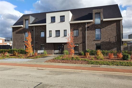 Zeer verzorgd, kwalitatief app, 2 slks, terras, carport, dubbele berging