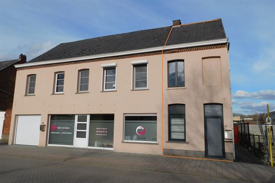 Instapklare woning, 2 slks te centrum Schriek met leuke tuin.