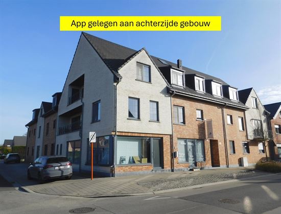 Ruim app 122m², 3 slaapkamers, rustig gelegen terras achteraan en kelderberging. Instapklaar!