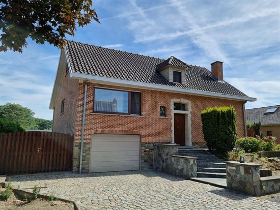 ON OPTIE! Zeer ruime, vrijstaande woning met 5 slks, uitermate rustig gelegen met top verbinding