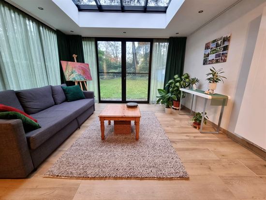 Zeer rustig gelegen laagbouw woning, 3 slaapkamers en bureaukamer, zuidgericht perceel