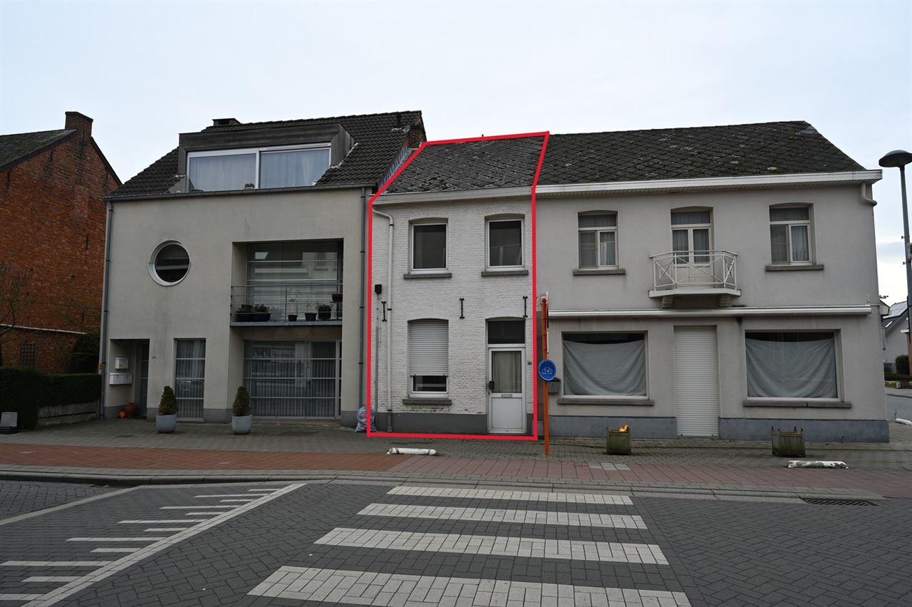 Te renoveren woning met potentieel op centrale ligging te Heist-Goor
