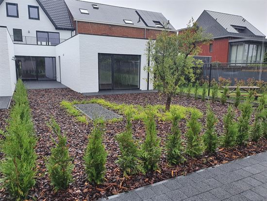 Ruim Nieuwbouw Gelijkvloers App 110m², 2 Slpk, Ruim Terras, Staanplaats