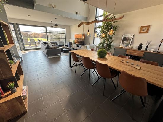 Ruime, rustig gelegen woning op een perceel van 9a77ca. Direct instapklaar!