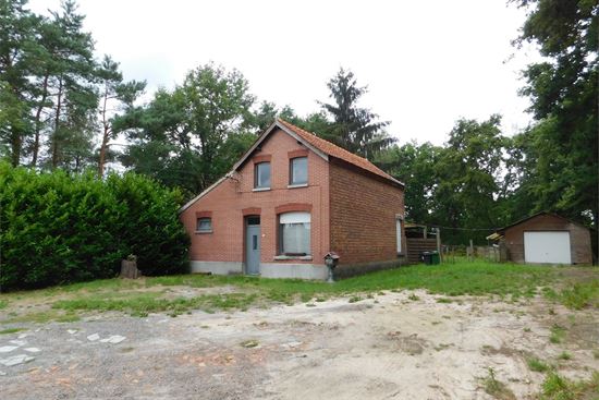 Prachtig groen omkaderde woning, gelegen in doodlopende straat