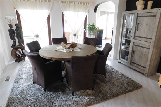 Charmante laagbouw villa, 3 slks, 2 badks. Zeer verzorgde woning!