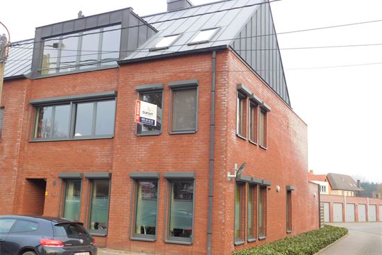 Mooi ruim appartement, 96m², 2 slks, ruim terras