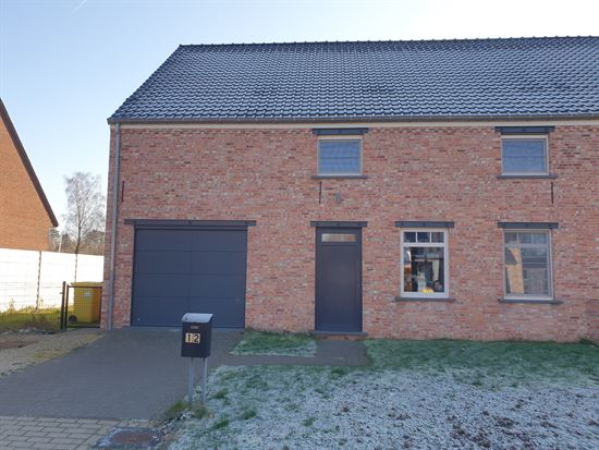 HOB Pastorijstijl met 4 Slpk, Garage & Z-Gerichte Tuin