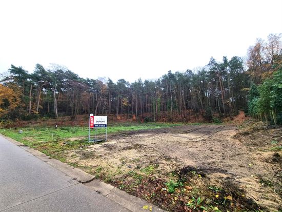Bouwgrond vrijstaande woning, zuidgericht en zeer rustige ligging met groen boszicht achteraan