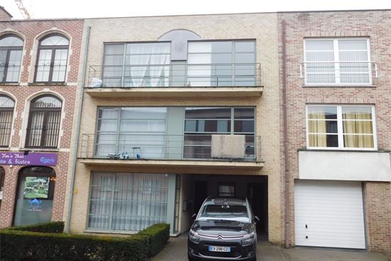 Appartement met staanplaats gelegen centrum Heist, 1 slk