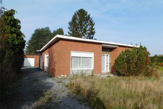 Rustig gelegen open woning op 18a14ca, 3 slaapkamers.