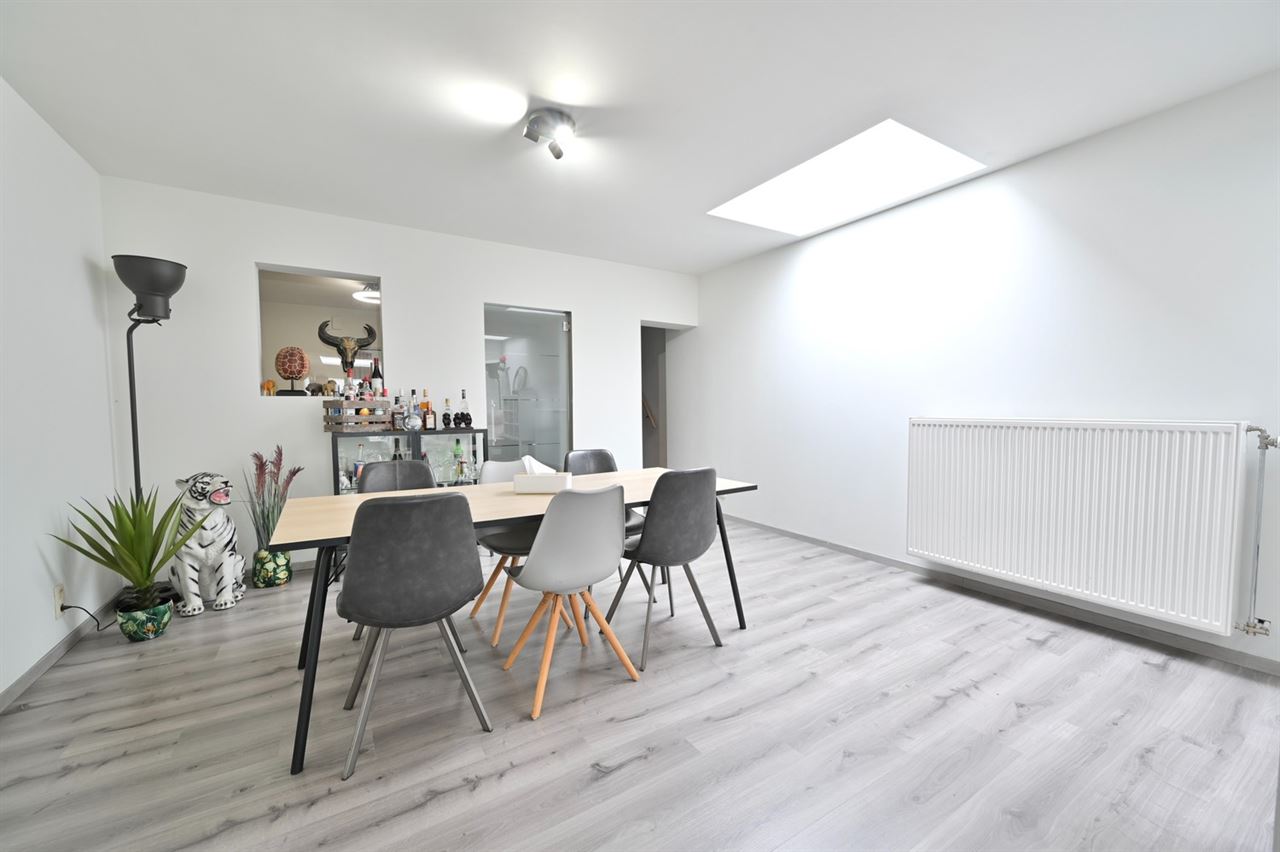 Instapklare woning in rustige, doodlopende straat nabij centrum