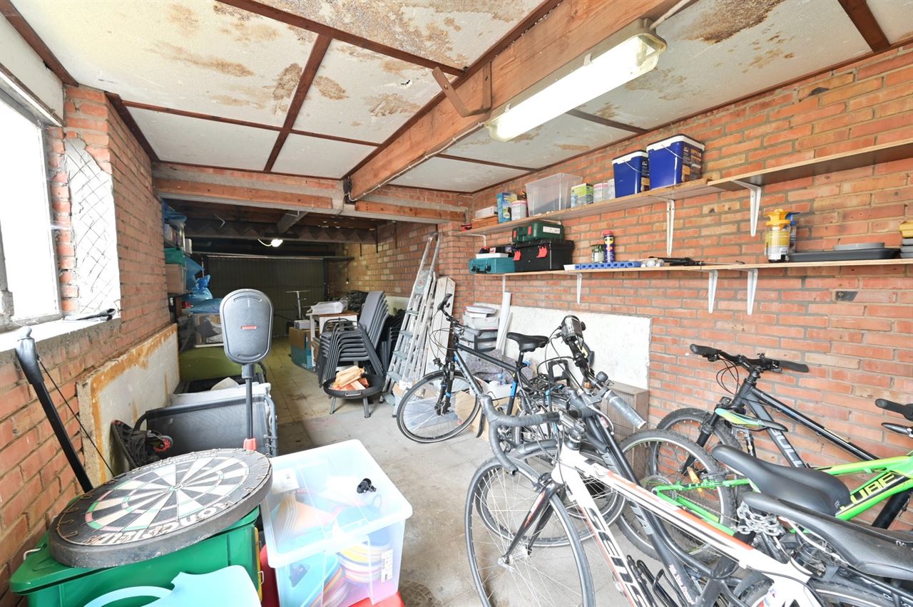 Instapklare woning in rustige, doodlopende straat nabij centrum