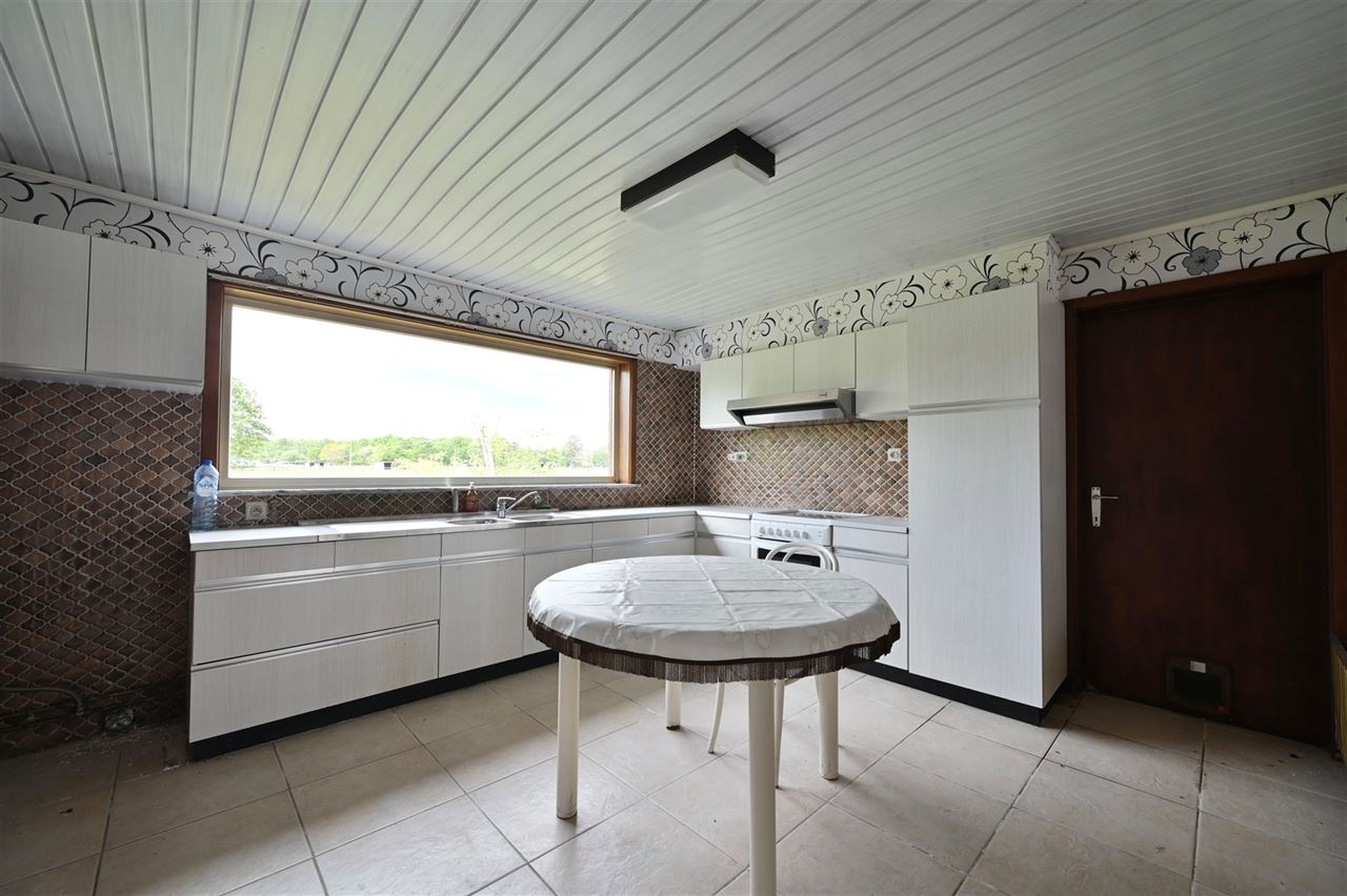 Te renoveren hoeve op rustige locatie