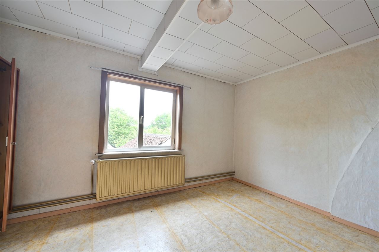 Te renoveren hoeve op rustige locatie