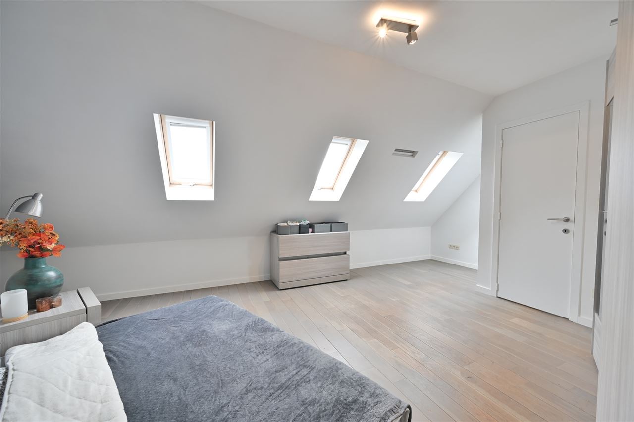 Ruime duplex met drie slaapkamers in centrum Herselt