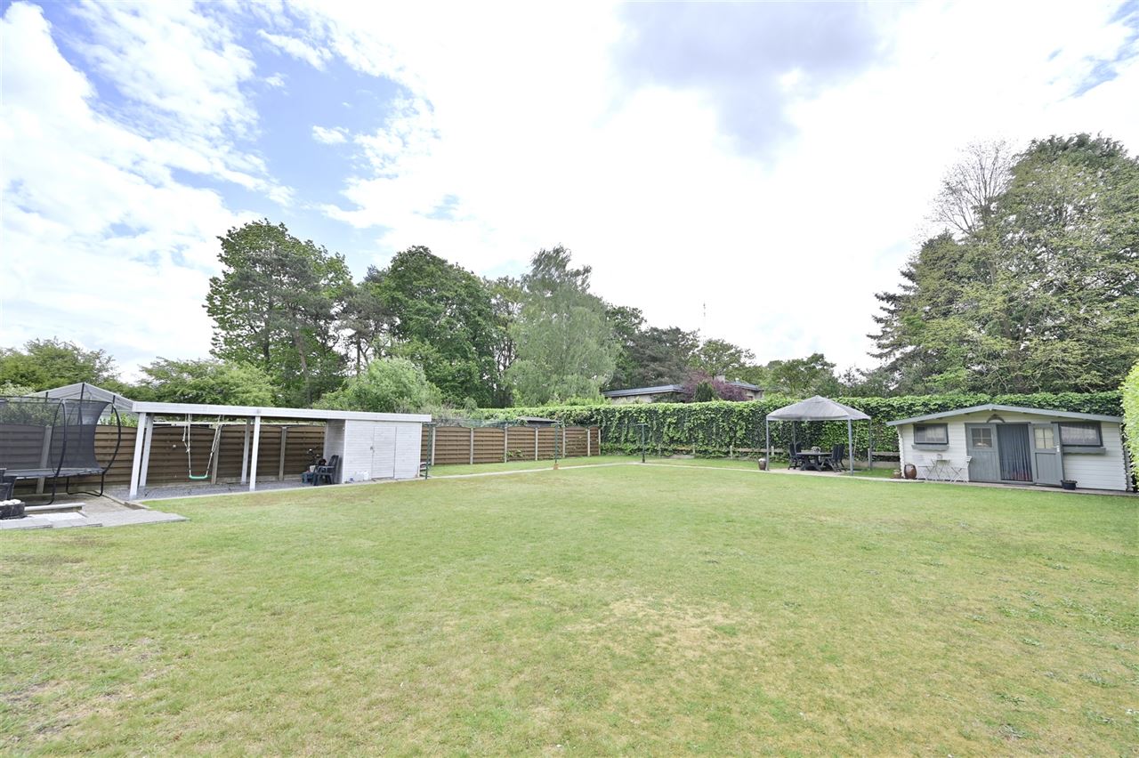 Rustig gelegen gezinswoning met ruime tuin
