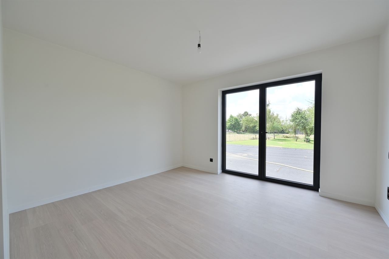 Instapklaar nieuwbouwappartement in het groene Wezemaal