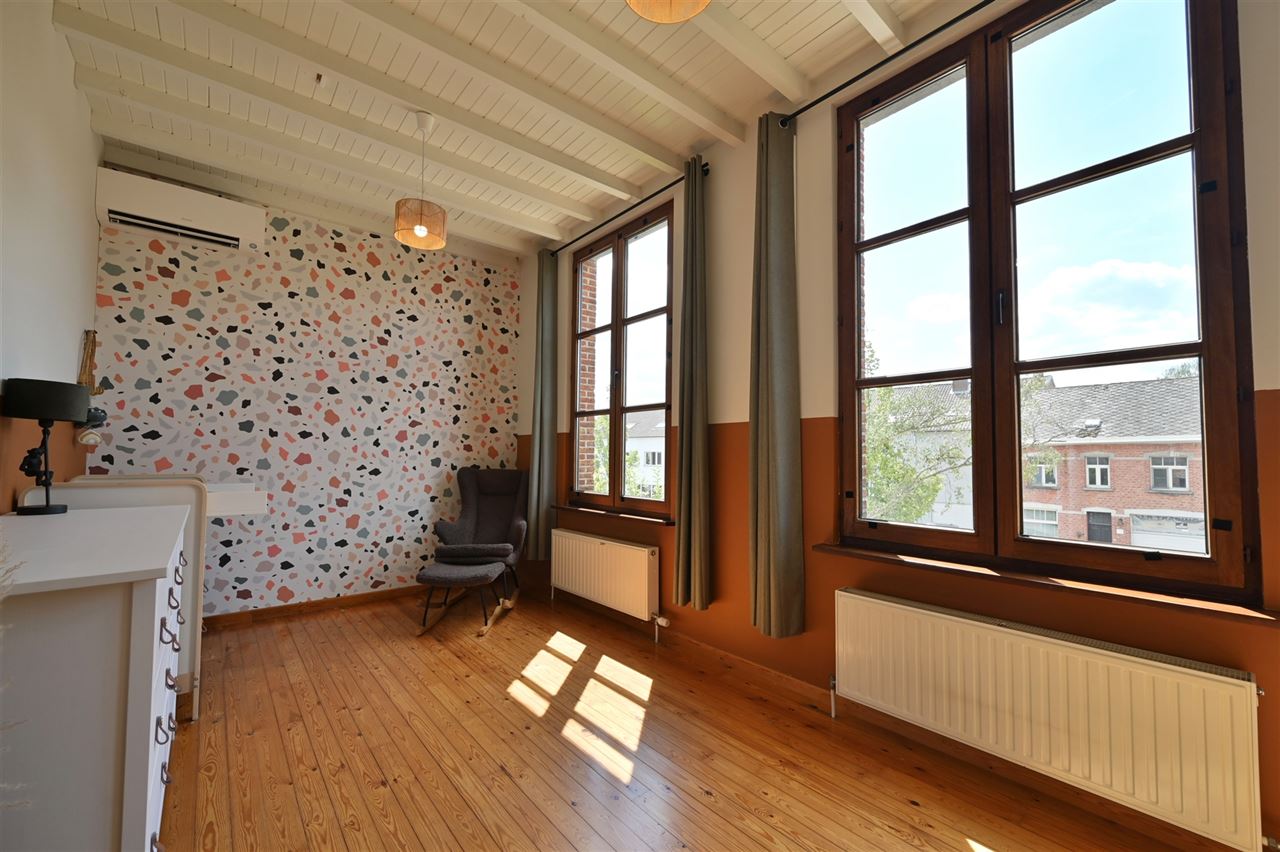 Charmante herenwoning met 4 slks en een ruime zolder