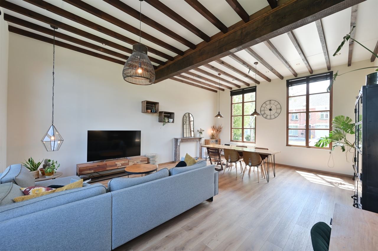 Charmante herenwoning met 4 slks en een ruime zolder