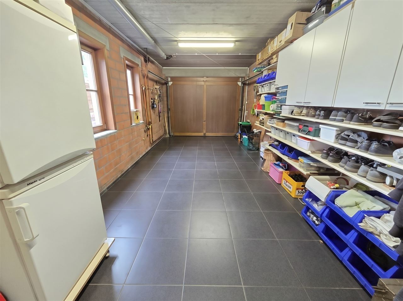 Stijlvolle woning met 4 slks op een perceel van 897m²