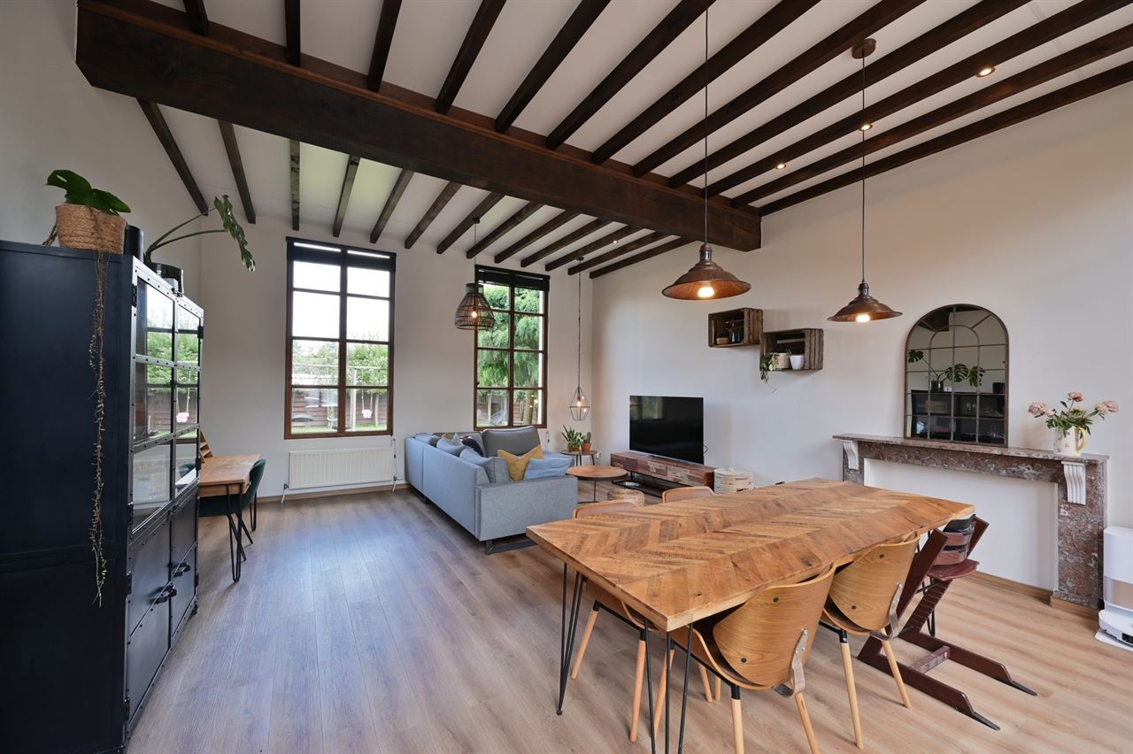 Charmante herenwoning met 4 slks en een ruime zolder