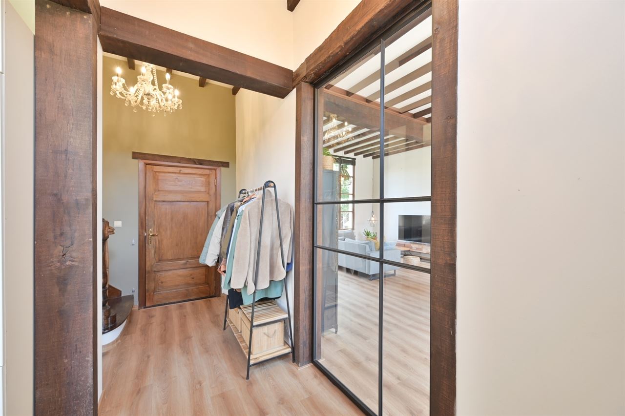 Charmante herenwoning met 4 slks en een ruime zolder