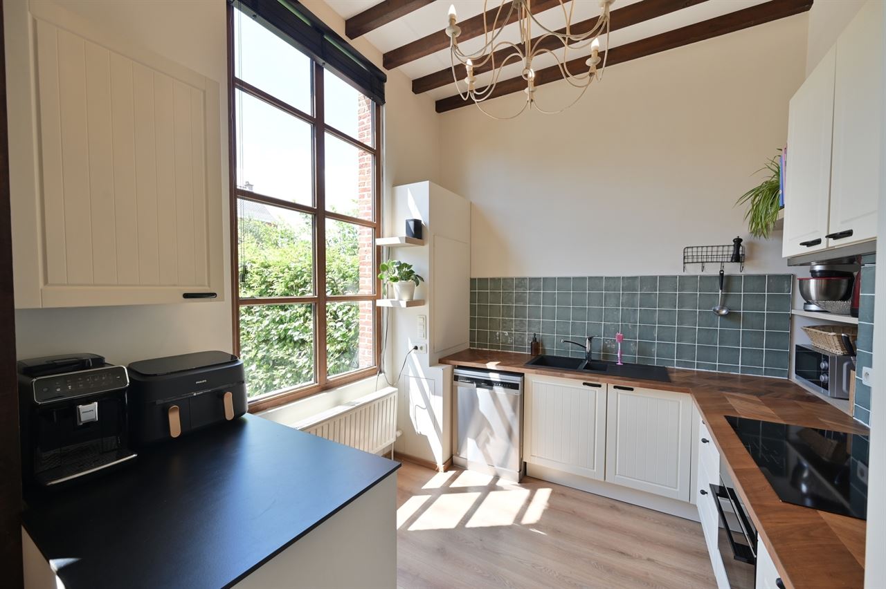 Charmante herenwoning met 4 slks en een ruime zolder