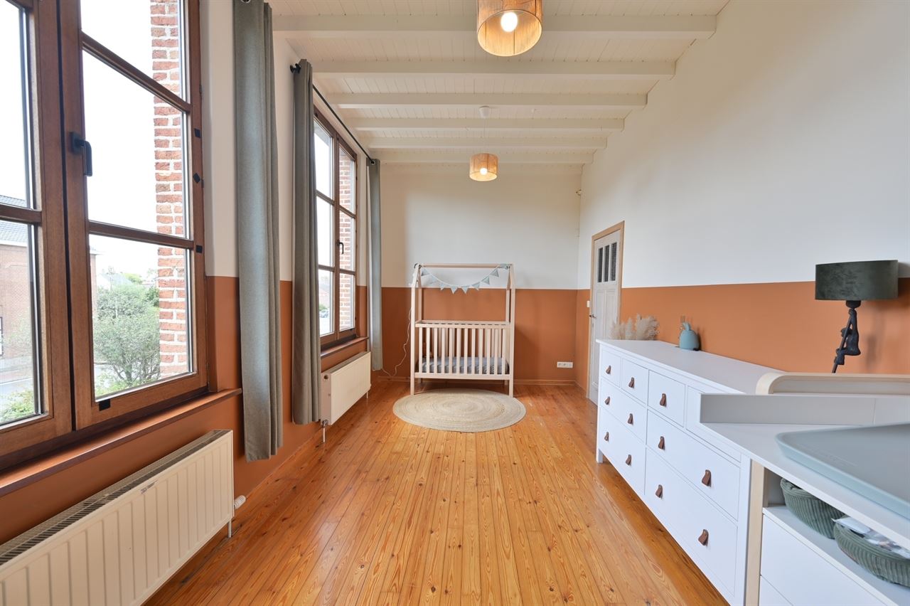 Charmante herenwoning met 4 slks en een ruime zolder