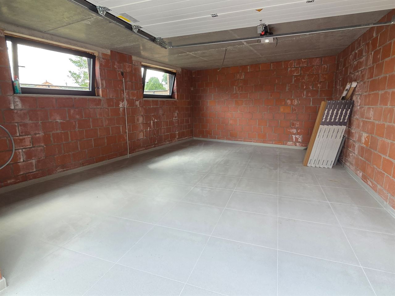 Prachtige, energiezuinige nieuwbouw woning te Keerbergen, gelegen vlakbij het centrum, winkels, scholen en openbaar vervoer.