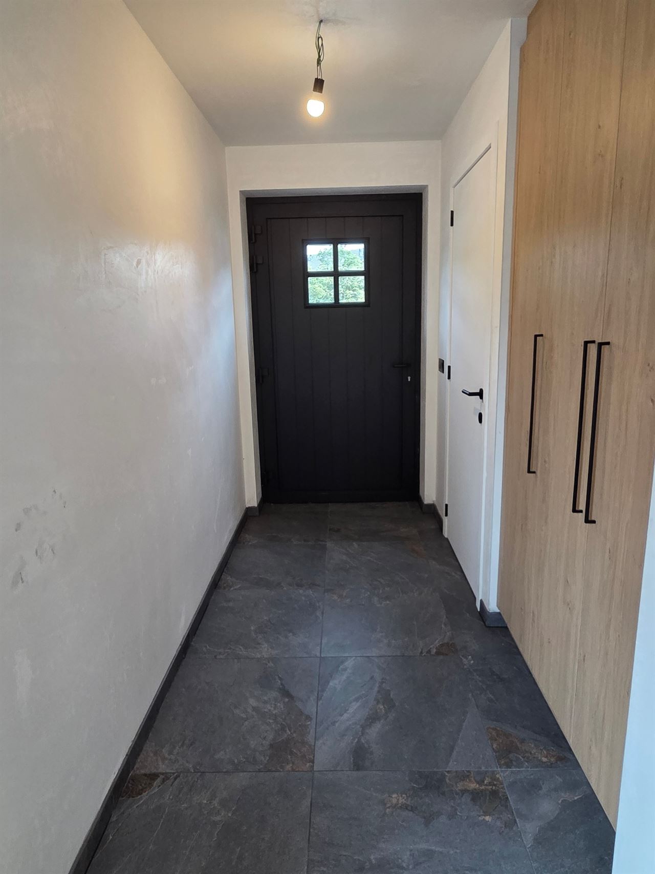 Prachtige, energiezuinige nieuwbouw woning te Keerbergen, gelegen vlakbij het centrum, winkels, scholen en openbaar vervoer.