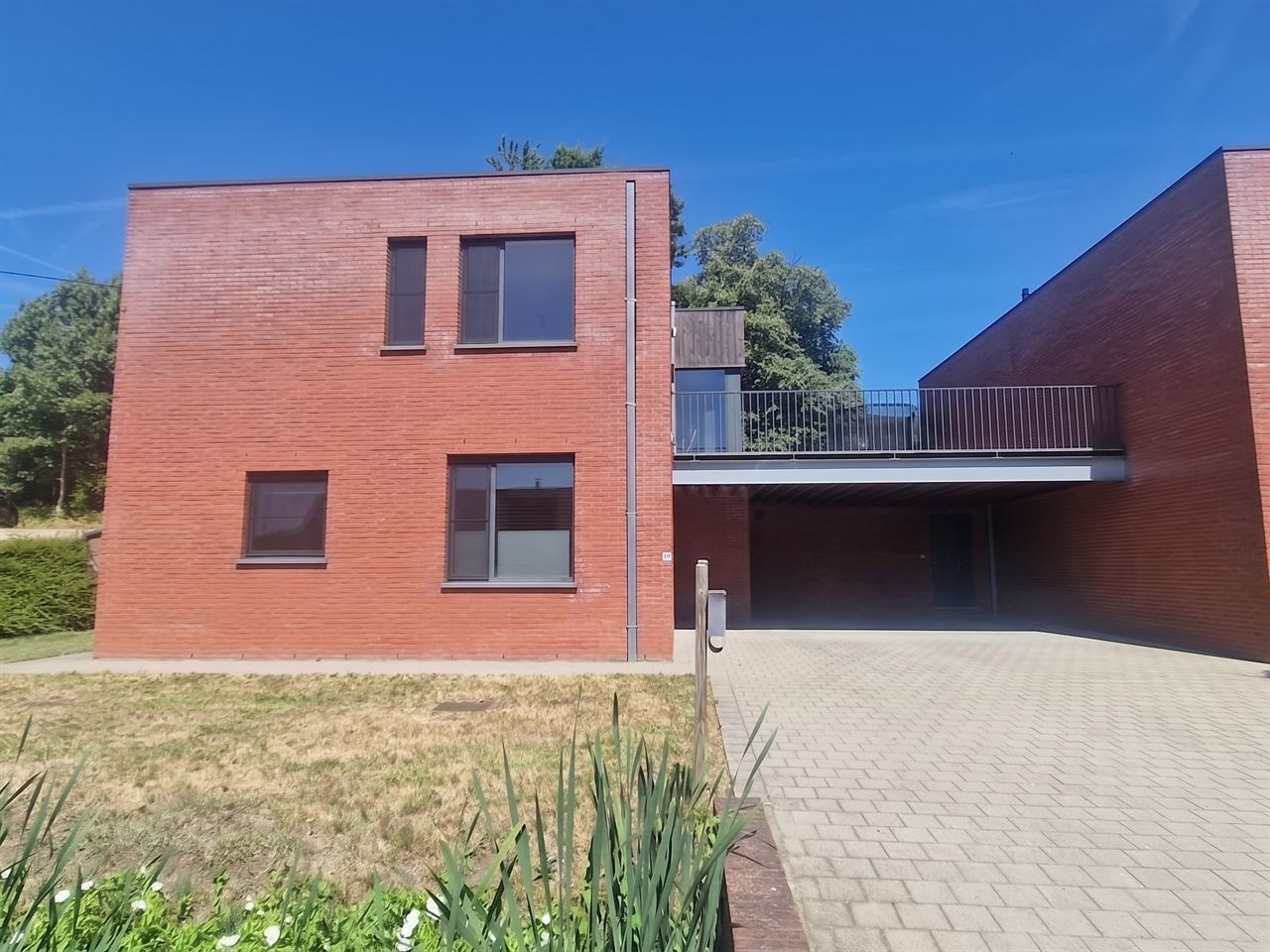 Instapklare woning met 3 slpk en zonnig terras