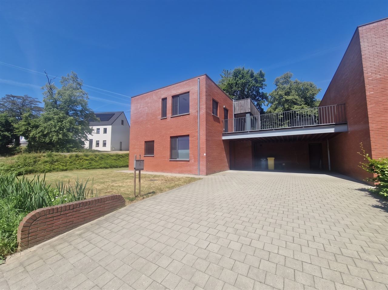 Instapklare woning met 3 slpk en zonnig terras