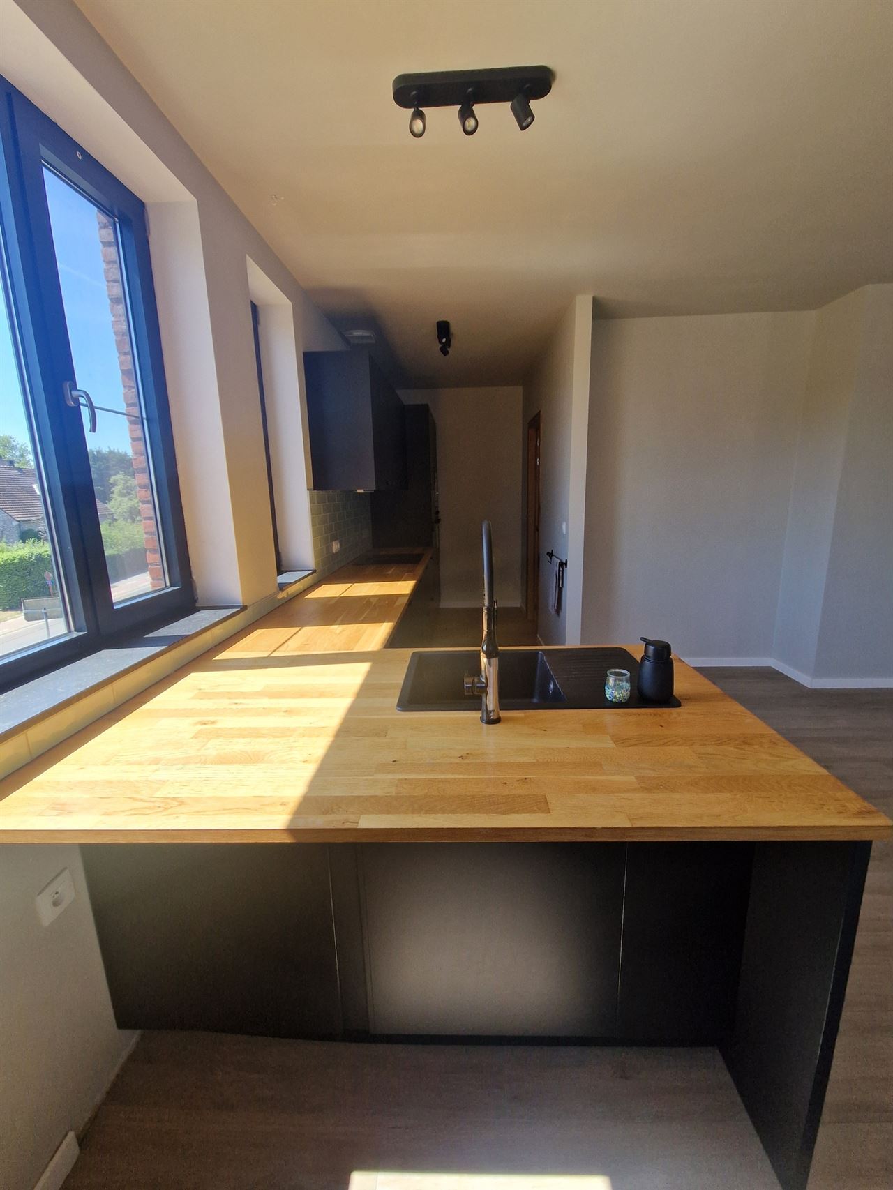 Instapklare woning met 3 slpk en zonnig terras