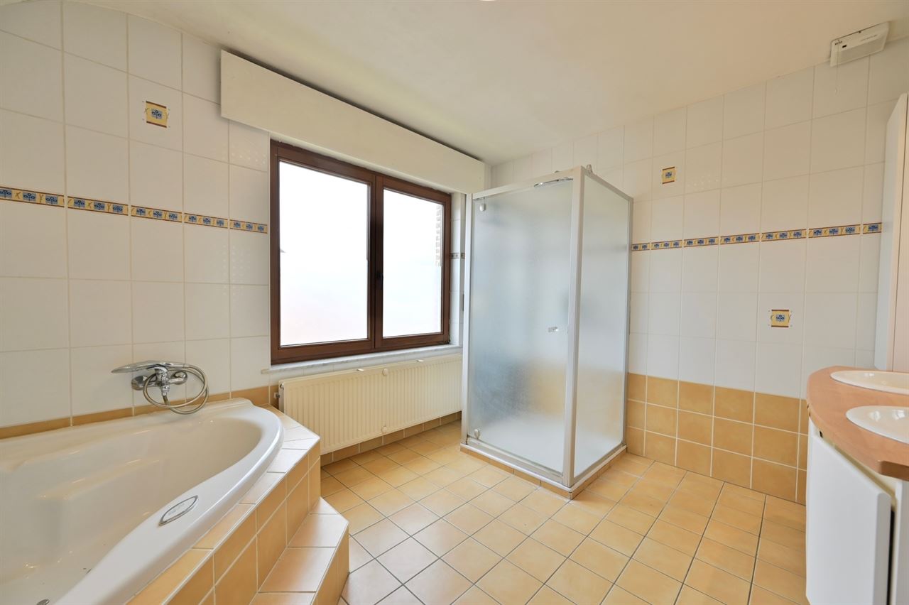 Statige landelijke woning met 4 slaapkamers op toplocatie – instapklaar en uitstekend gelegen