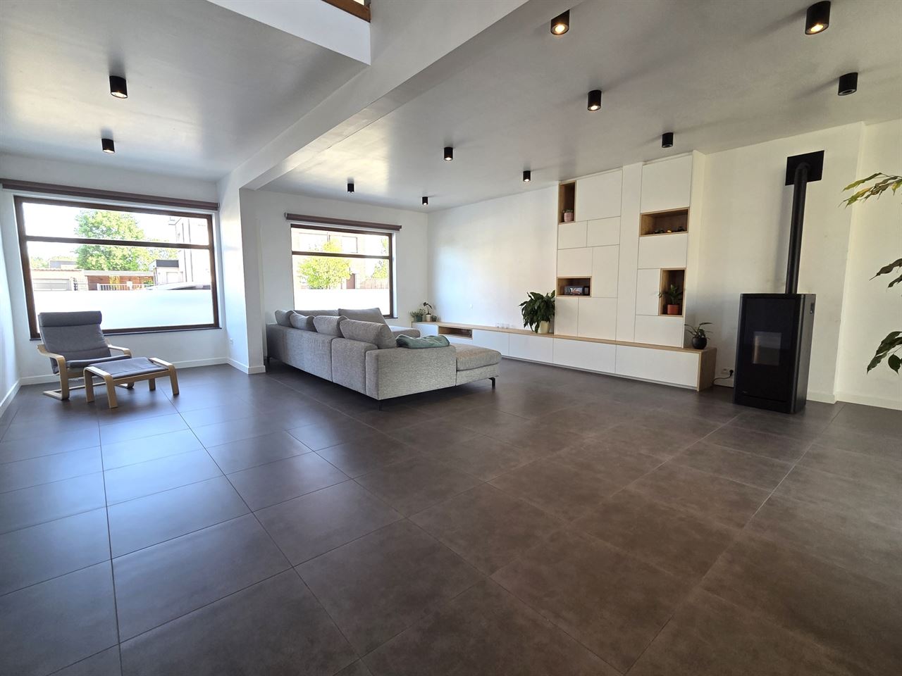 Charmante instapklare woning met zuidgerichte tuin op 1060 m²