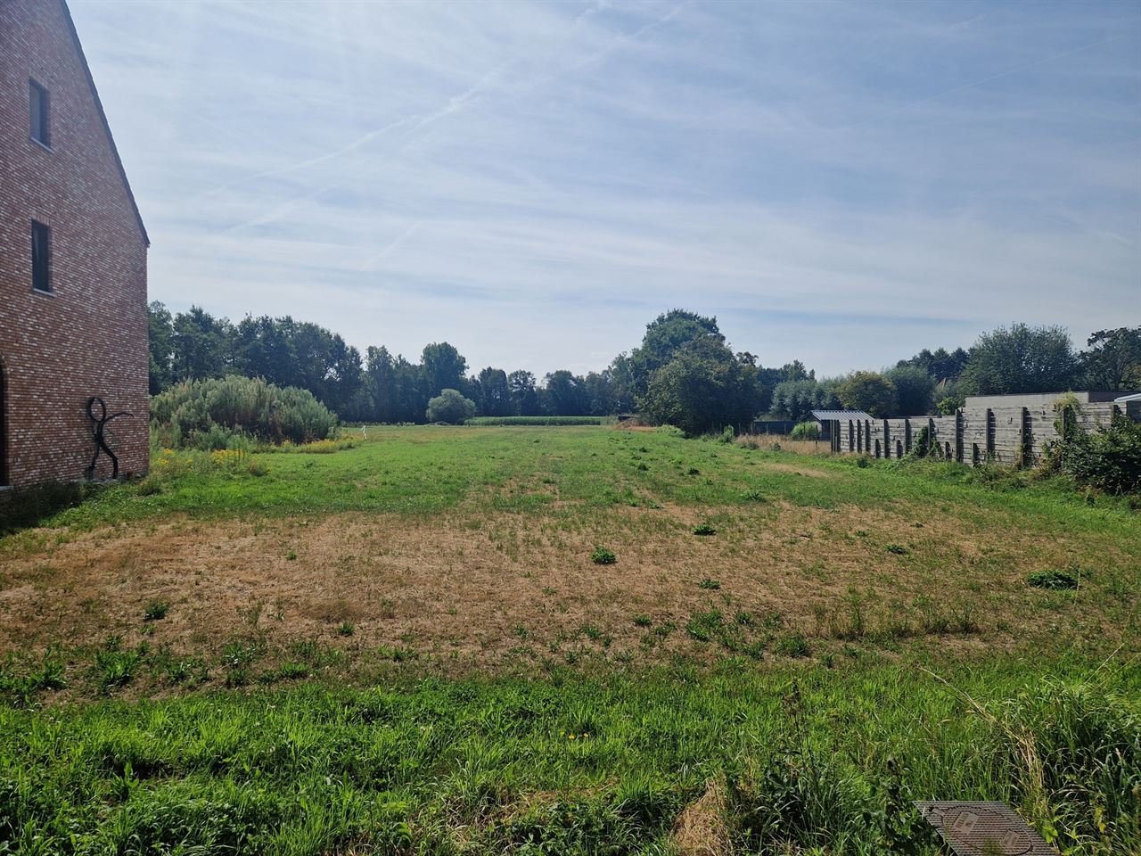 Uitstekend gelegen bouwgrond voor open bebouwing van 919 m²