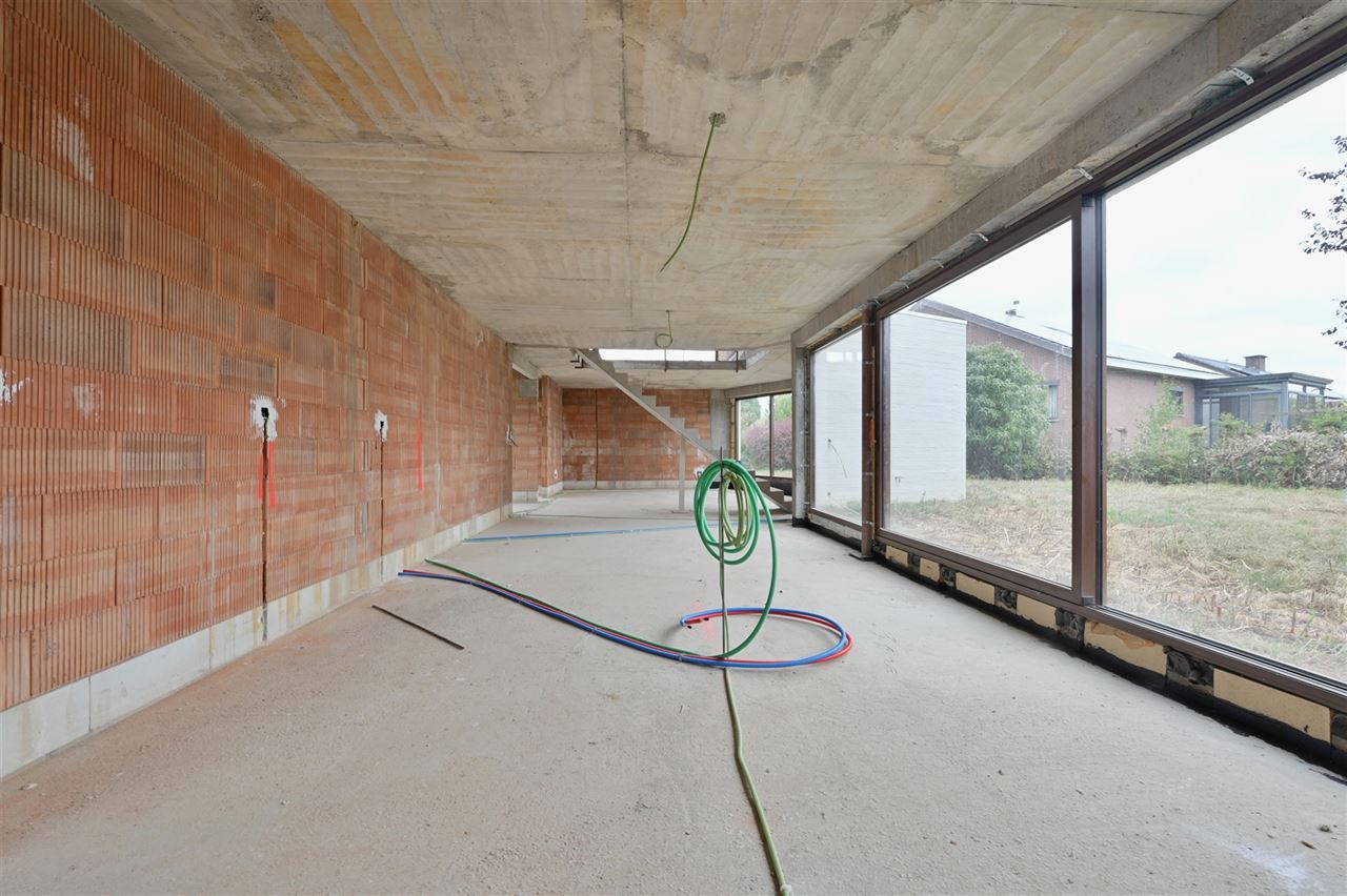 Casco-villa op 932 m²: creëer hier uw eigen droomwoning