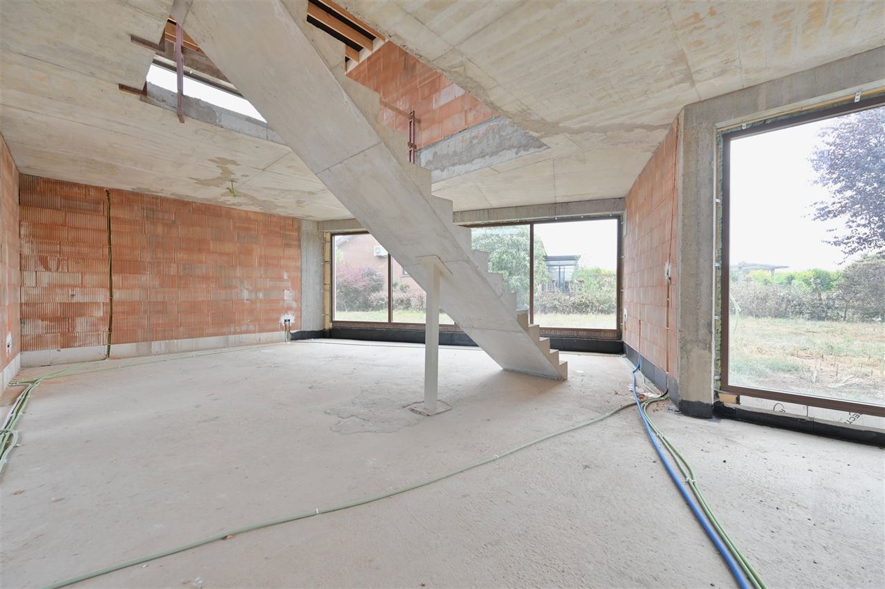 Casco-villa op 932 m²: creëer hier uw eigen droomwoning